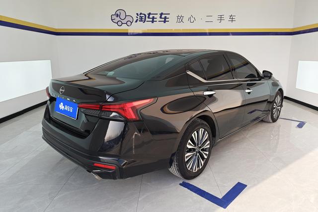 Nissan Teana 2022 2.0 L XL-TLS — фото 3