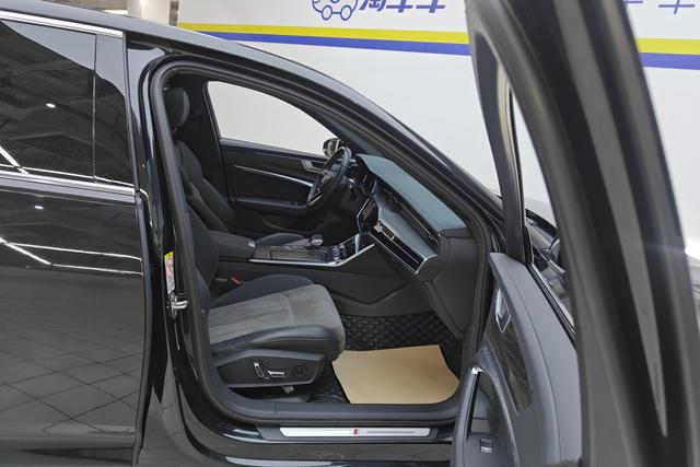 Audi A6L 2024 Черный из Китая, фото 6