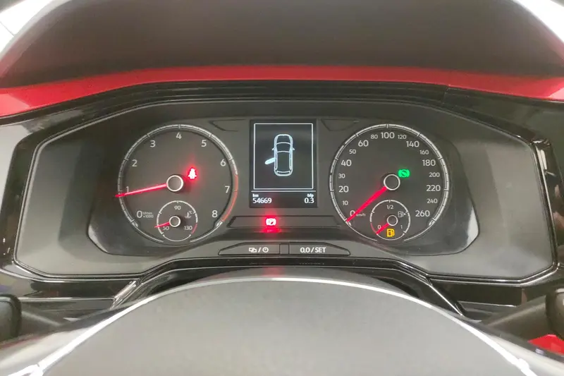 Volkswagen Polo Plus 1.5 L ATTech — фото 11