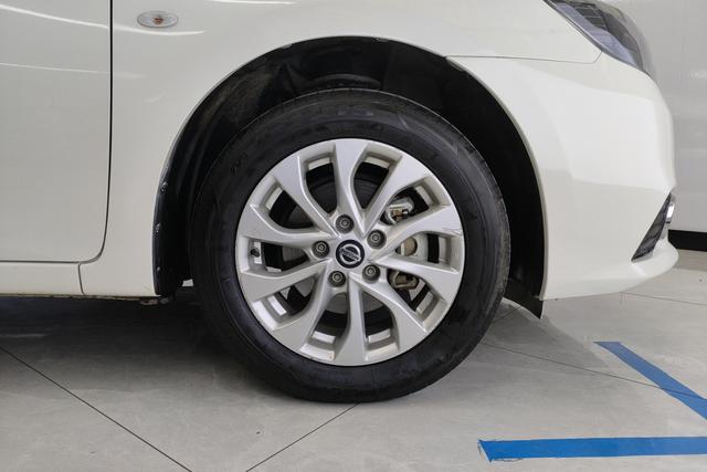 Nissan Sylphy 2022 1.6 XL CVT — фото 4