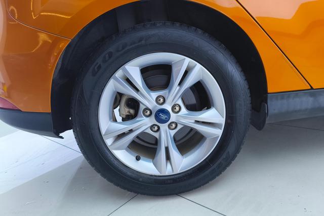 Ford Fox 2015 — фото 10