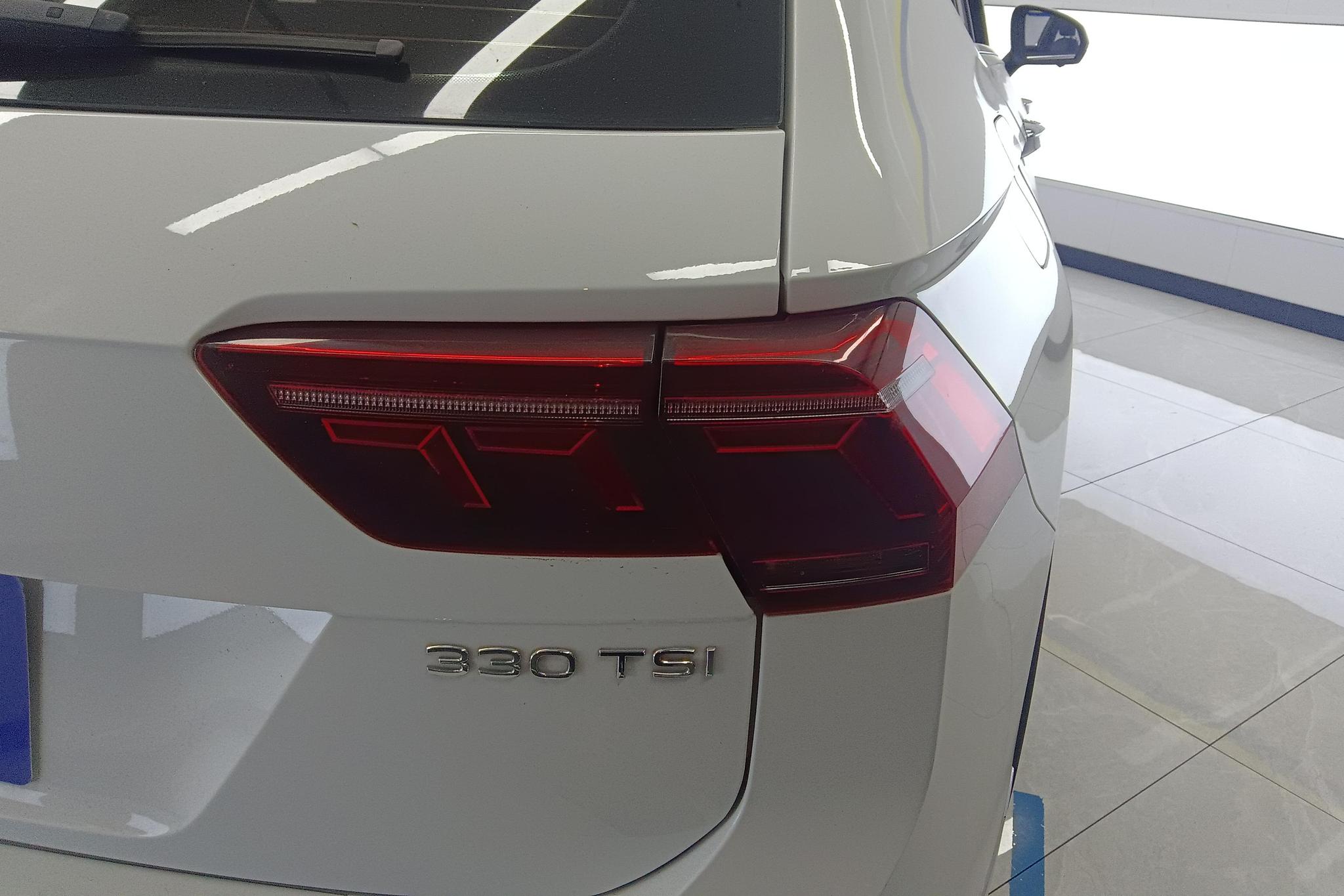 Volkswagen Tiguan L L 2023 330TSI R-Line