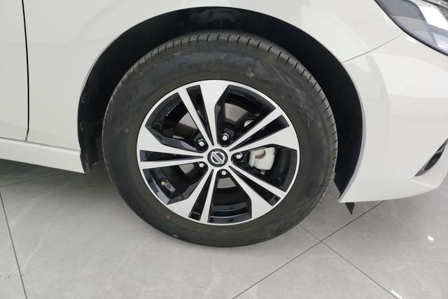 Nissan Sylphy 2022 1.6 L XL CVT — фото 8