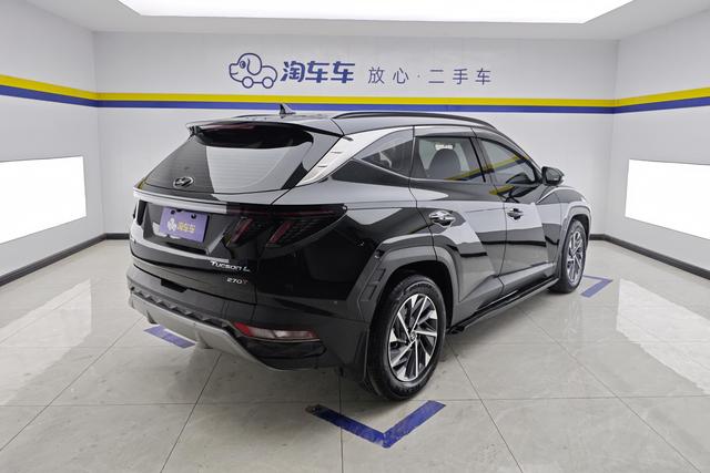 Hyundai Tucson 2023 L 1.5 T GLX 2 WD — фото 3