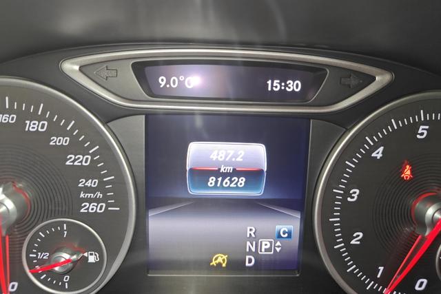 Mercedes-Benz B-Class 2018 B 200 — фото 13