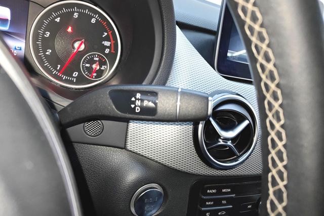 Mercedes-Benz B-Class 2018 B 200 — фото 14