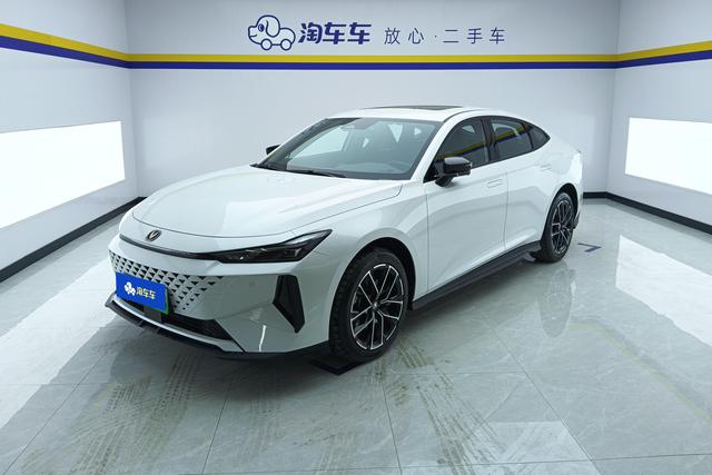 Chang'an UNI-V Smart iDD 2025 Белый из Китая, фото 3
