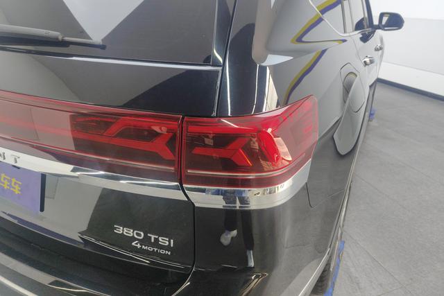 Volkswagen Teramont 2024 380 TSI 4 WD — фото 10
