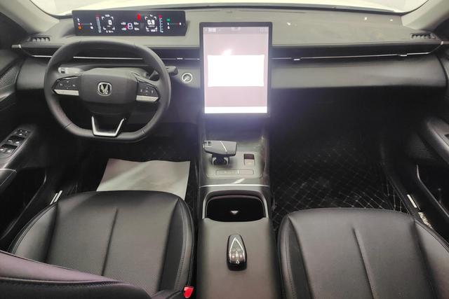 Chang'an Yidong 2025 Белый из Китая, фото 4