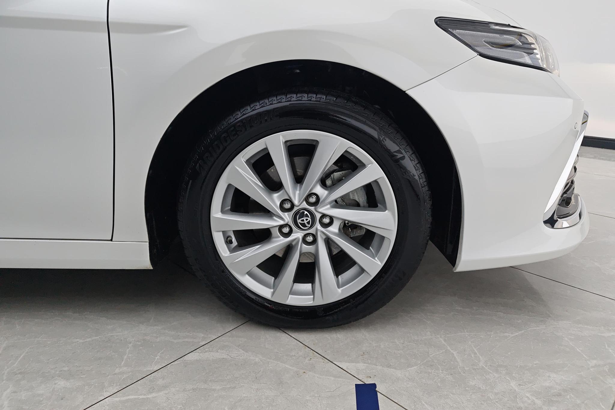 Toyota Camry 2021 2.0G Luxury
