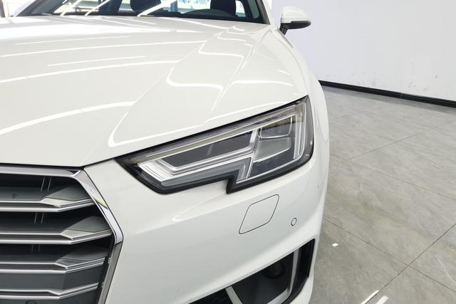 Audi A4L 2019 — фото 5
