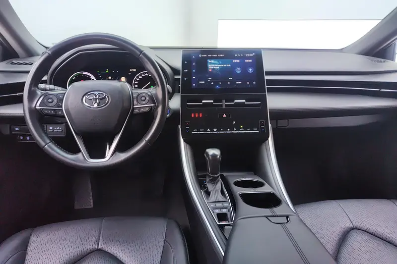 Toyota Avalon — фото 10