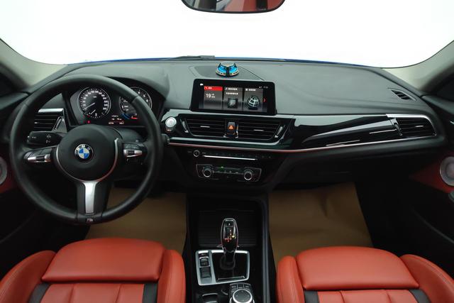 BMW 1 Series 2021 — фото 11