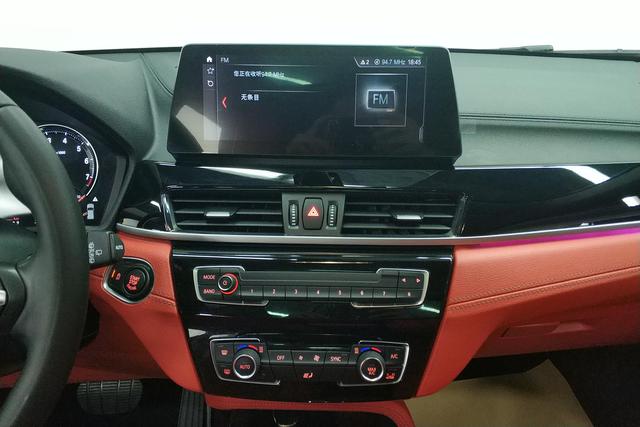 BMW X2 2022 — фото 12
