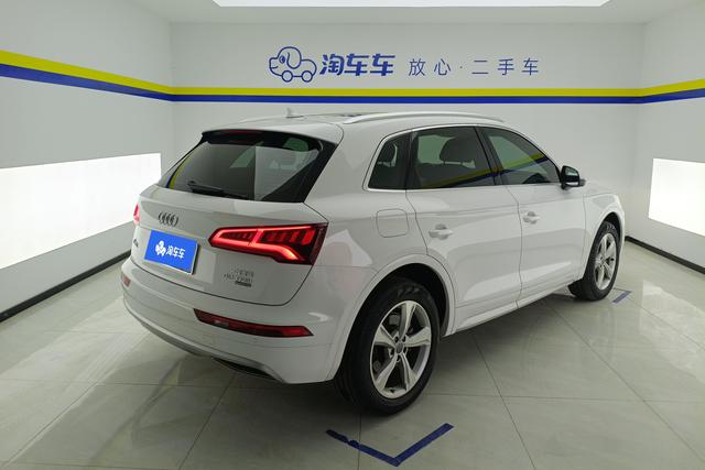 Audi Q5L 2019 Белый из Китая, фото 2