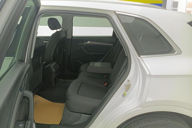 Audi Q5L id 3782653 из Китая 13