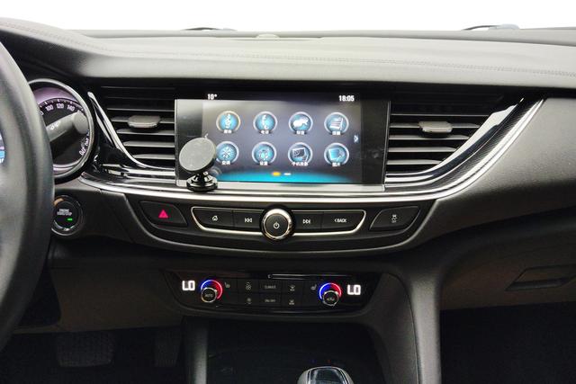 Buick Regal 2019 — фото 13