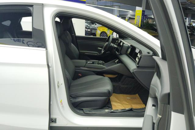 BYD Qin L DM id 3804976 из Китая 9