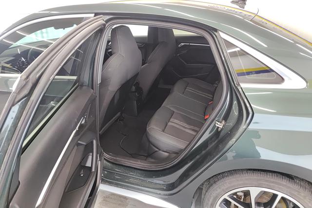 Audi A3 2022 Зеленый из Китая, фото 3