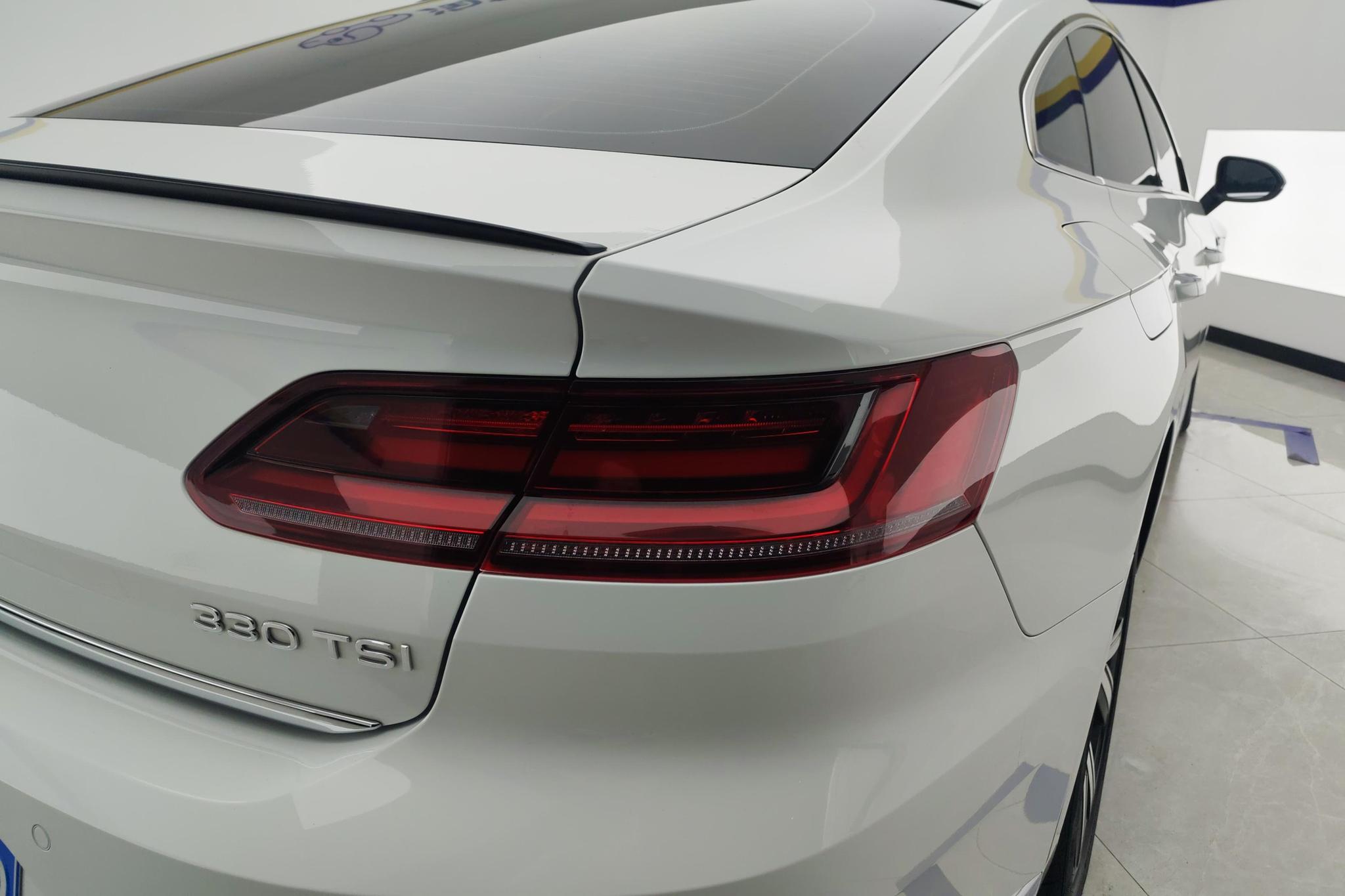 Volkswagen Passat CC CC 2023 330TSI