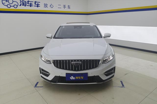 Geely Preface 2023 2.0 T Premium — фото 2