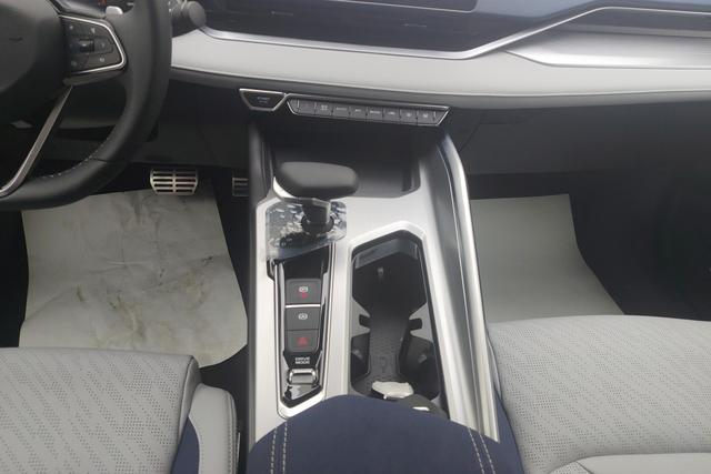 Geely Preface 2023 2.0 T Premium — фото 10