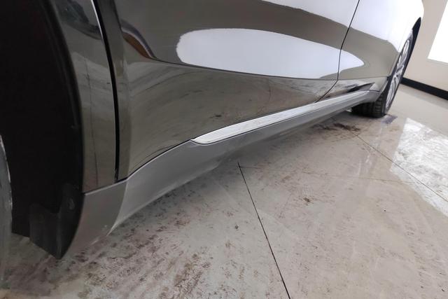 Red flag E-QM5 id 3785473 из Китая 14