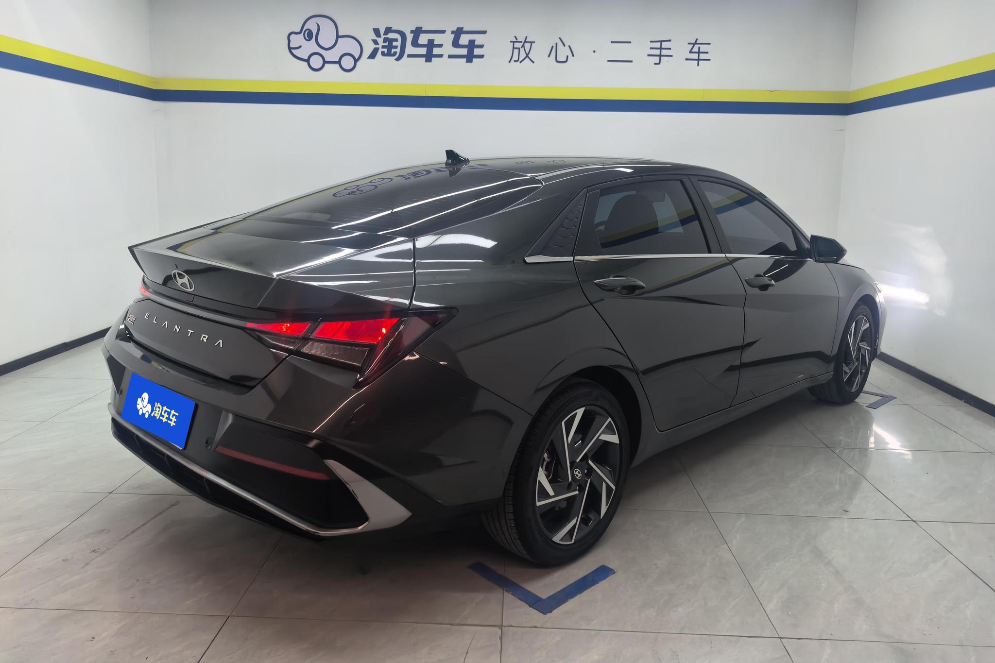 Hyundai Elantra 2023 1.5L CVT GLX Elite