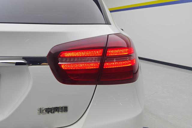 Mercedes Benz GLA 2019 — фото 5