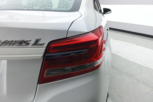 Toyota YARIS L to enjoy id 3783872 из Китая 8