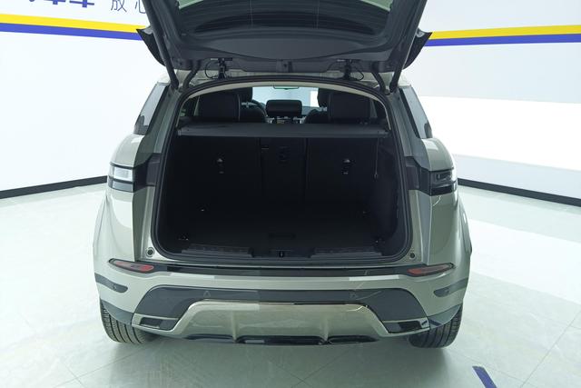 Land Rover Range Rover Evoque 2022 L 249 PS R-Dynamic — фото 17