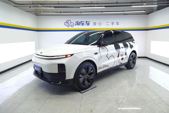 Ideal car Ideal L6 2024 Белый из Китая