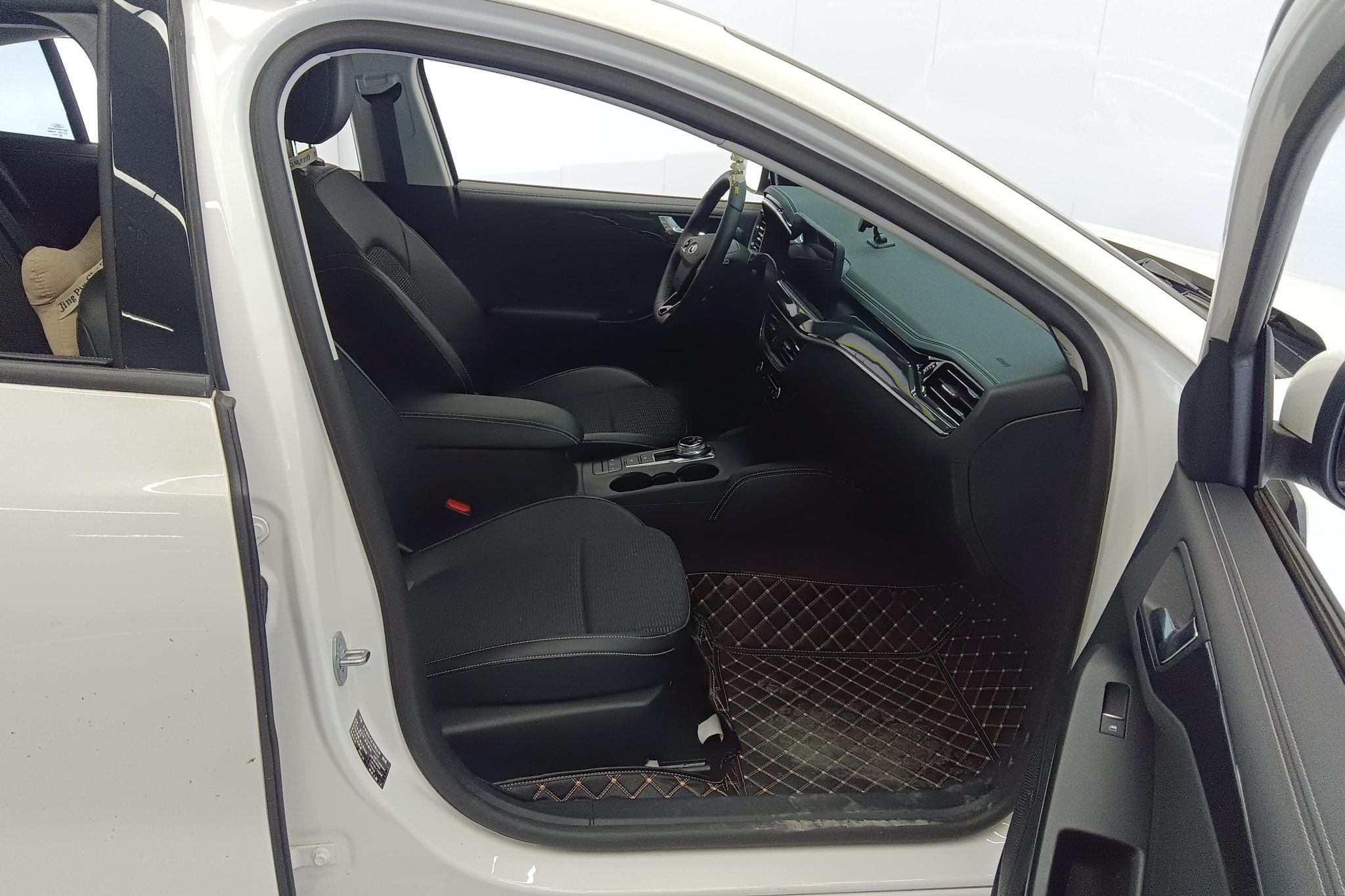 Ford Focus 2021 EcoBoost 180 AT
