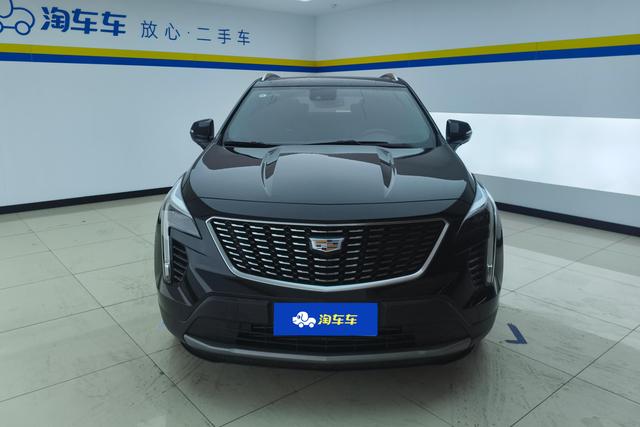 Cadillac XT4 2022 28 T 2 WDPremium — фото 2