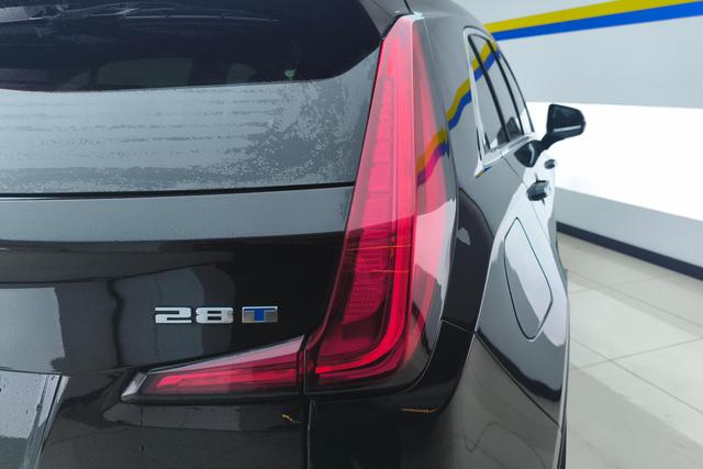 Cadillac XT4 id 3791770 из Китая 9