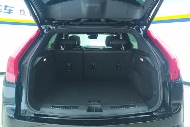 Cadillac XT4 id 3791770 из Китая 10