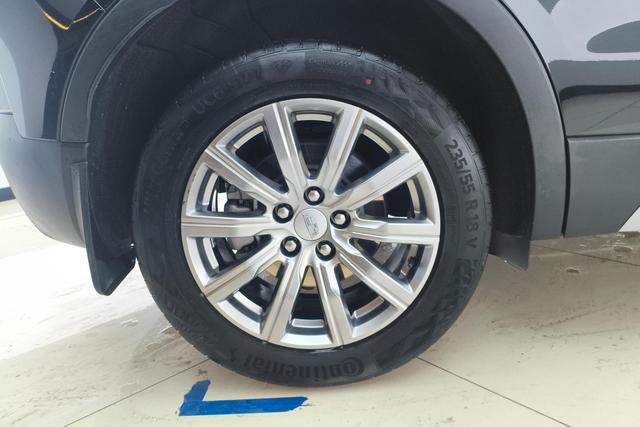 Cadillac XT4 2022 28 T 2 WDPremium — фото 10