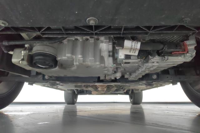 Geely Automobile Geely ICON id 3804957 из Китая 10