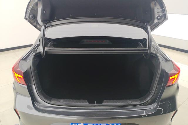 Changan Eado 2024 PLUS 1.4 T DCT — фото 17