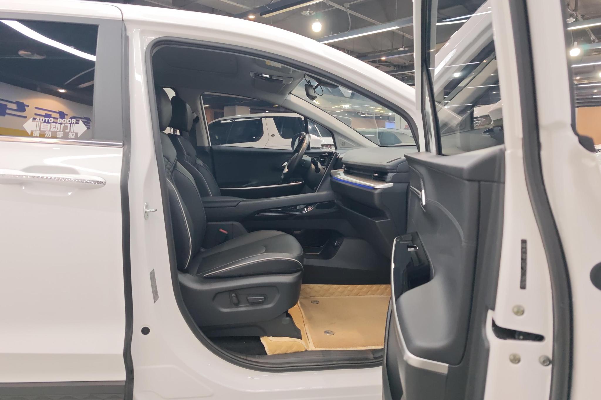 Hyundai Custo 2022 270TGDi Flagship TOP