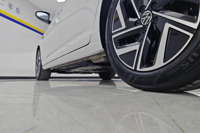 Volkswagen Sagitar 2024 300 TSI DSG — фото 6