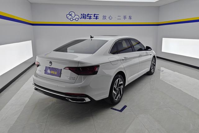Volkswagen Sagitar 2024 300 TSI DSG — фото 3