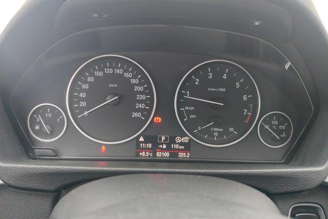 BMW 3 Series 2017 — фото 14