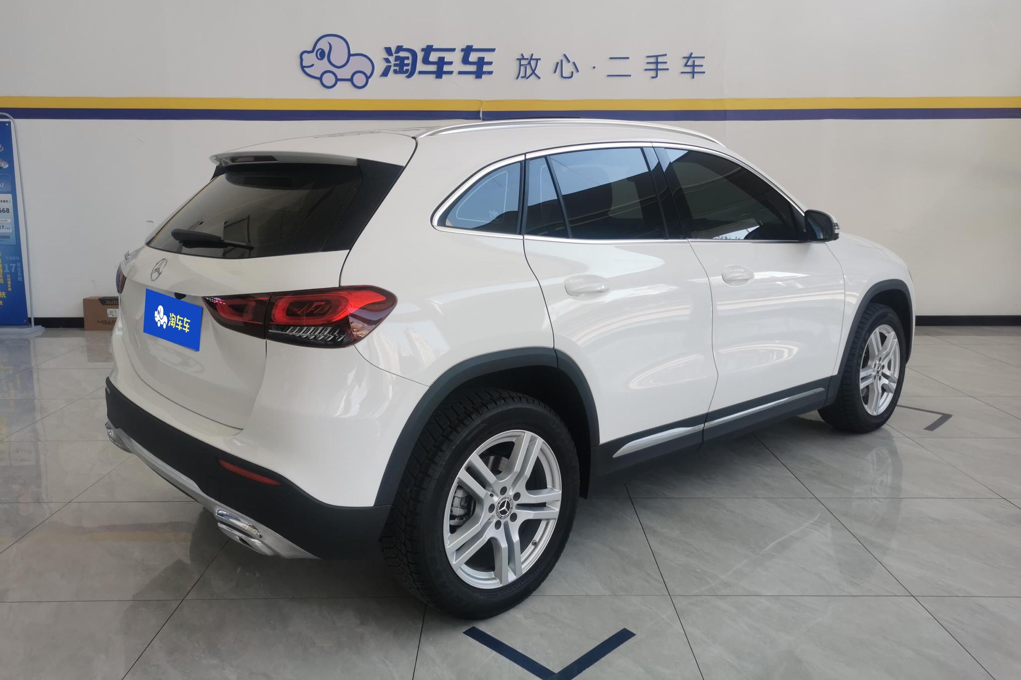 Mercedes-Benz GLA 2023 GLA 200
