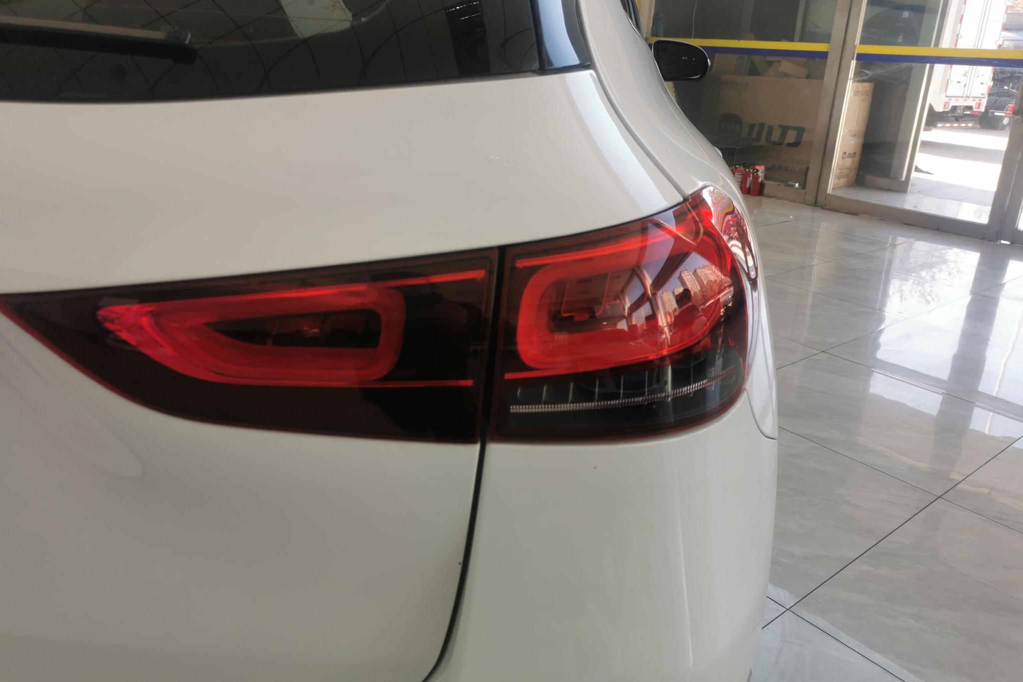 Mercedes-Benz GLA 2023 GLA 200