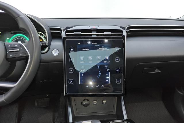 Hyundai Tucson 2023 L 1.5 T GLX 2 WD — фото 11
