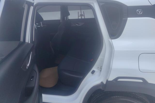 Changan CS35 PLUS 2023 NE 1.4 T DCTLuxury — фото 15
