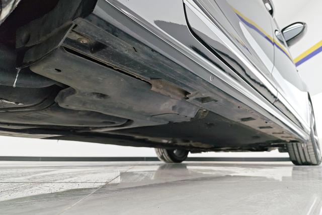 Volkswagen Magotan 2023 Черный из Китая, фото 4