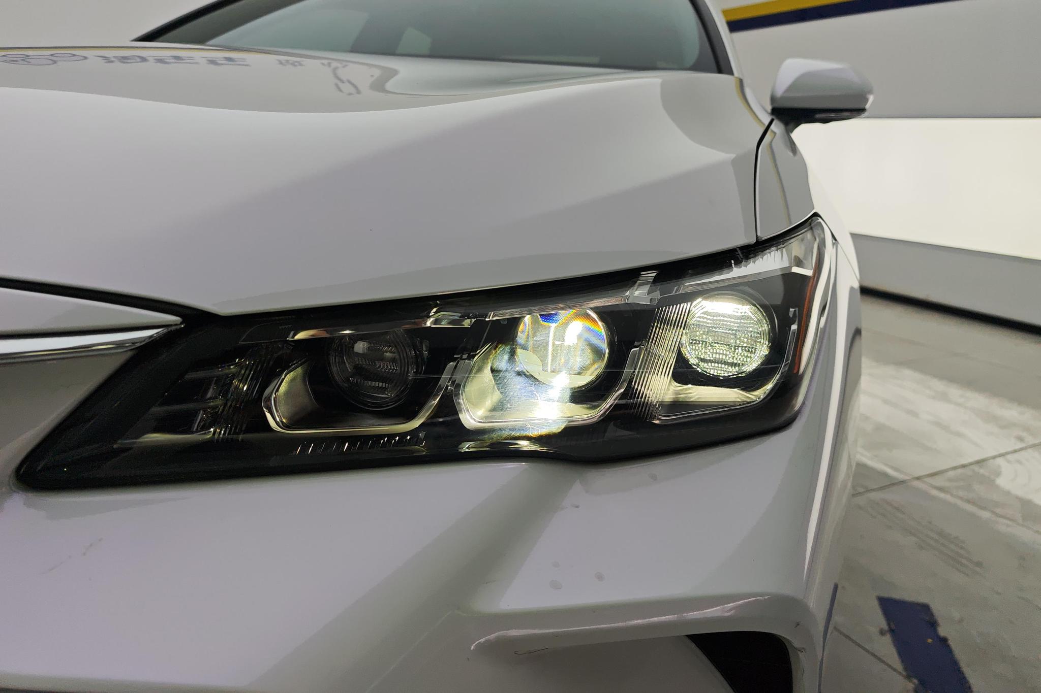 Toyota Avalon 2019 2.5L XLE Luxury VI