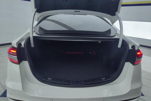 Ford Mondeo 2020 Eco Boost 180 — фото 17